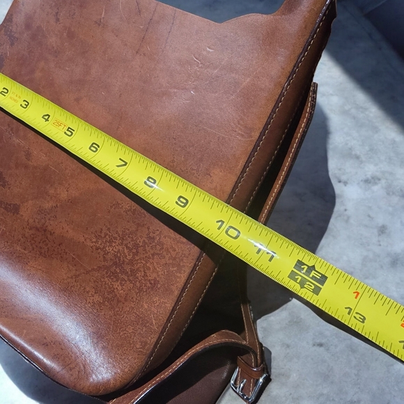 Dooney & Bourke Italy Made Leather Crossbody Bag Vintage Saddle Brown Satchel Pu - Picture 4 of 14